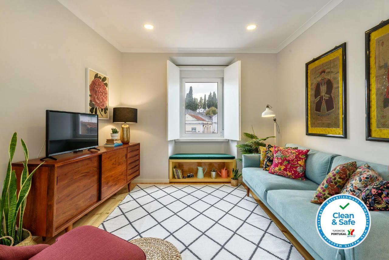 Whome | Campo De Ourique Premium Apartment Lisbon Bagian luar foto